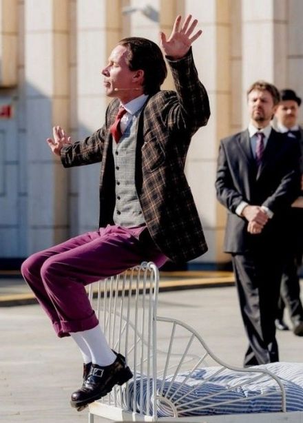 Спектакль «Хармс: Авиация превращений»