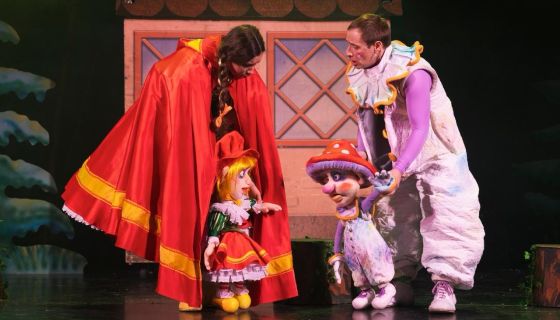 Кукольный спектакль «Три поросёнка и Красная шапочка», Южная