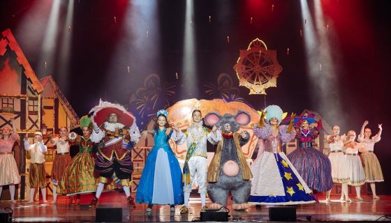 Цирковое шоу «Золушка. История одной мечты», Речной