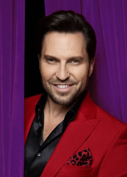 Артур Пирожков