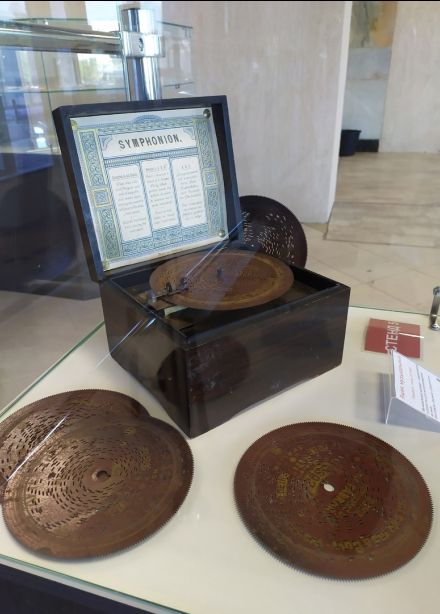 Музей радио и телевидения Дедушкиного чердака