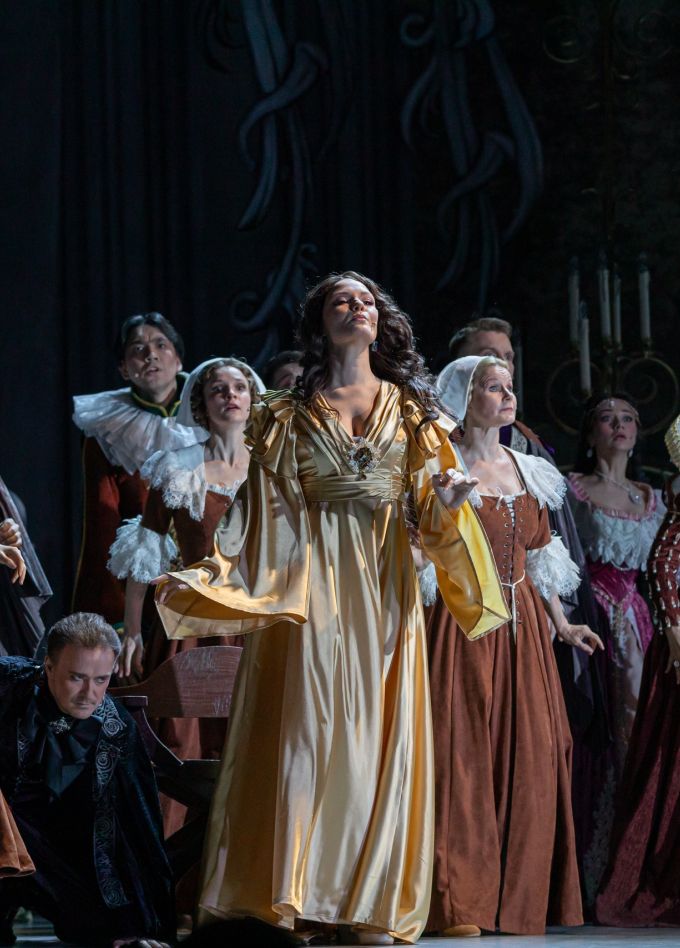 Собака на сене