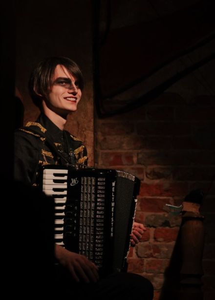 Рапунцель. Жестокие игры