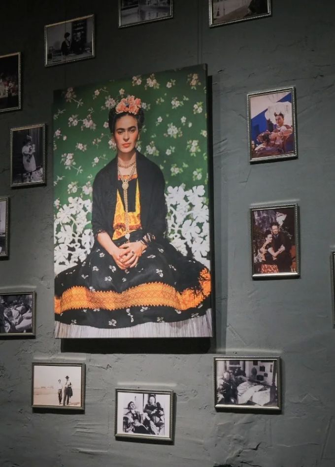 Иммерсивный спектакль-экскурсия на выставке «Фрида Кало»