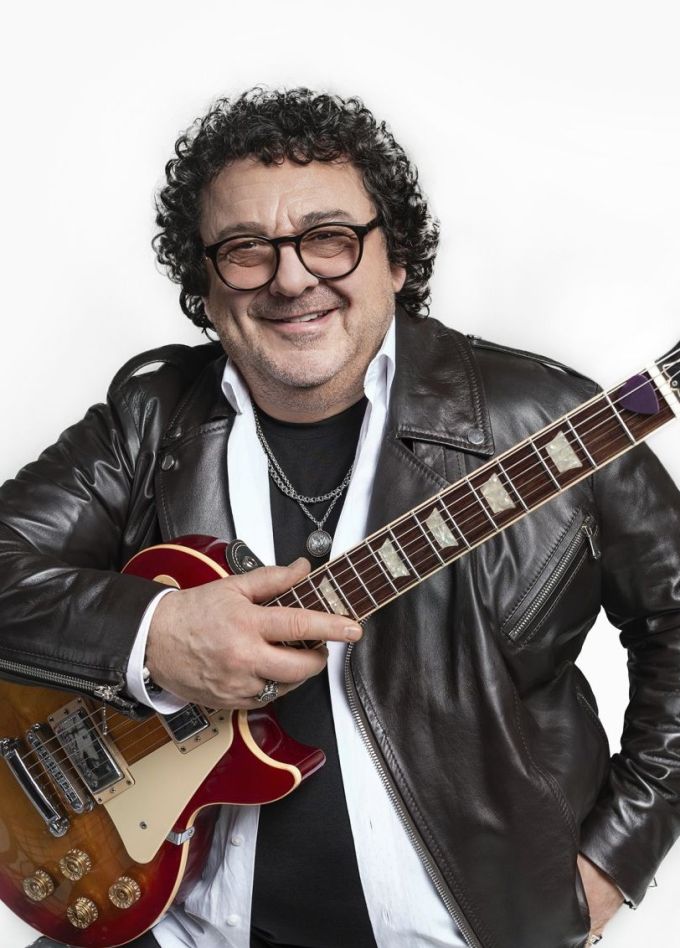 Игорь Саруханов