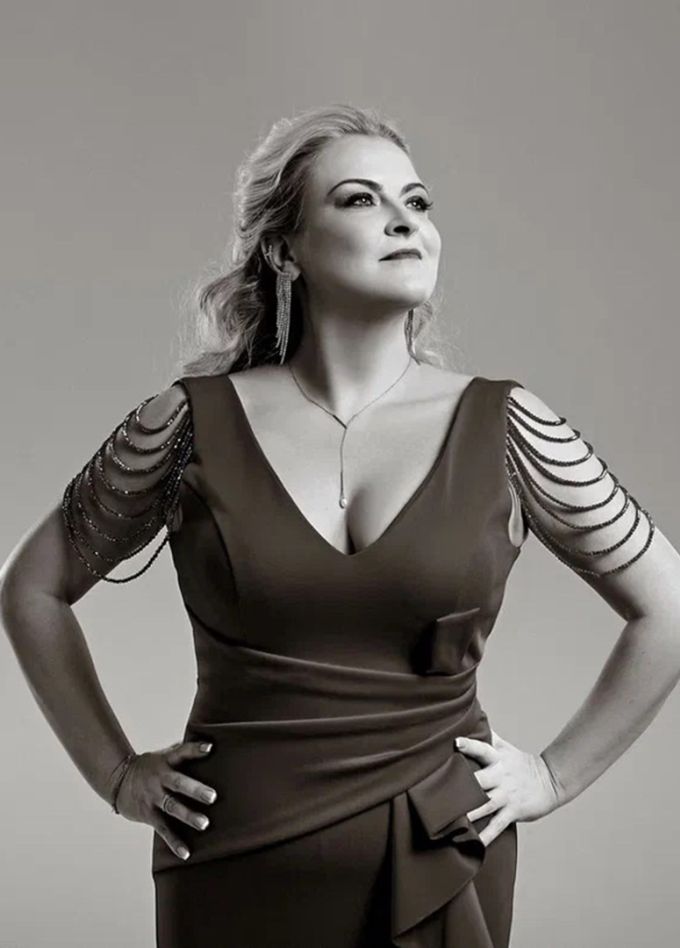 Ангельские голоса и орган при свечах