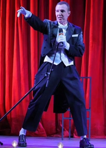 Спектакль «Торговцы резиной»