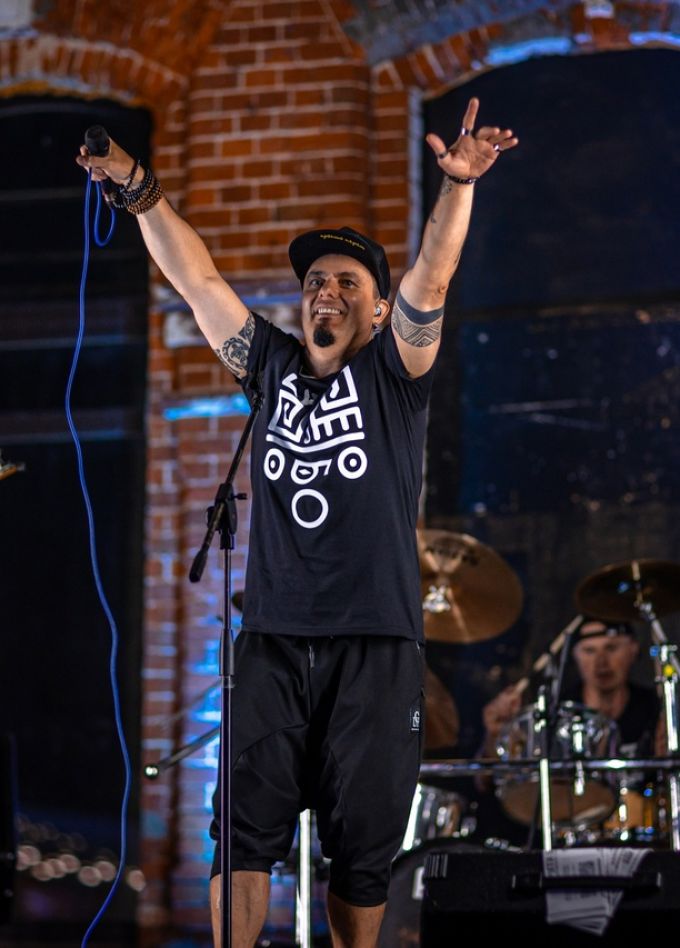 Бо. Трибьют-шоу «Ляпис Трубецкой» против «Жуков»