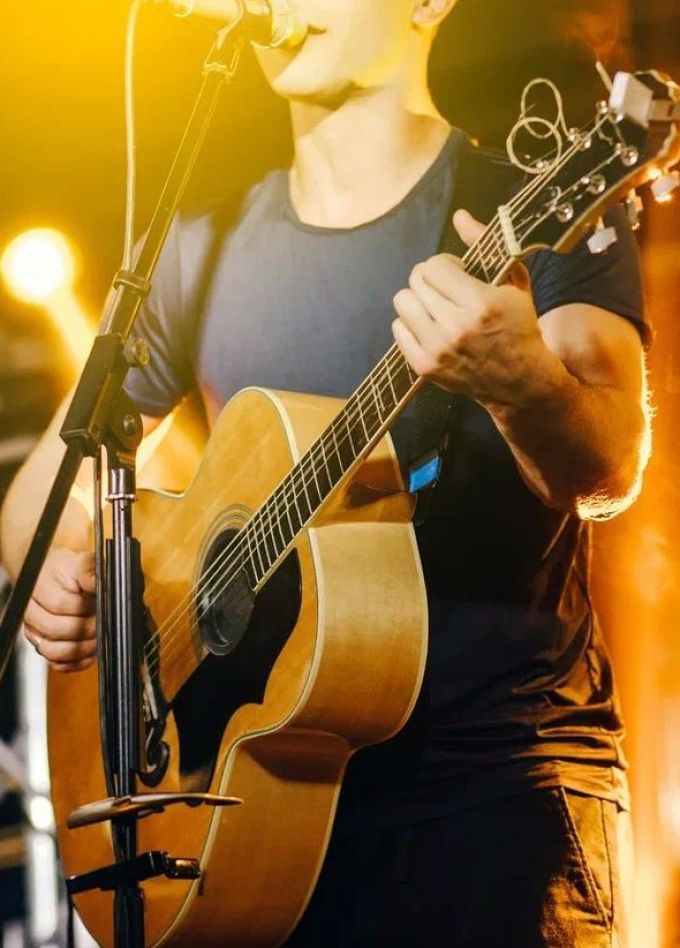 Гия Дзагнидзе и Modern Blues Band