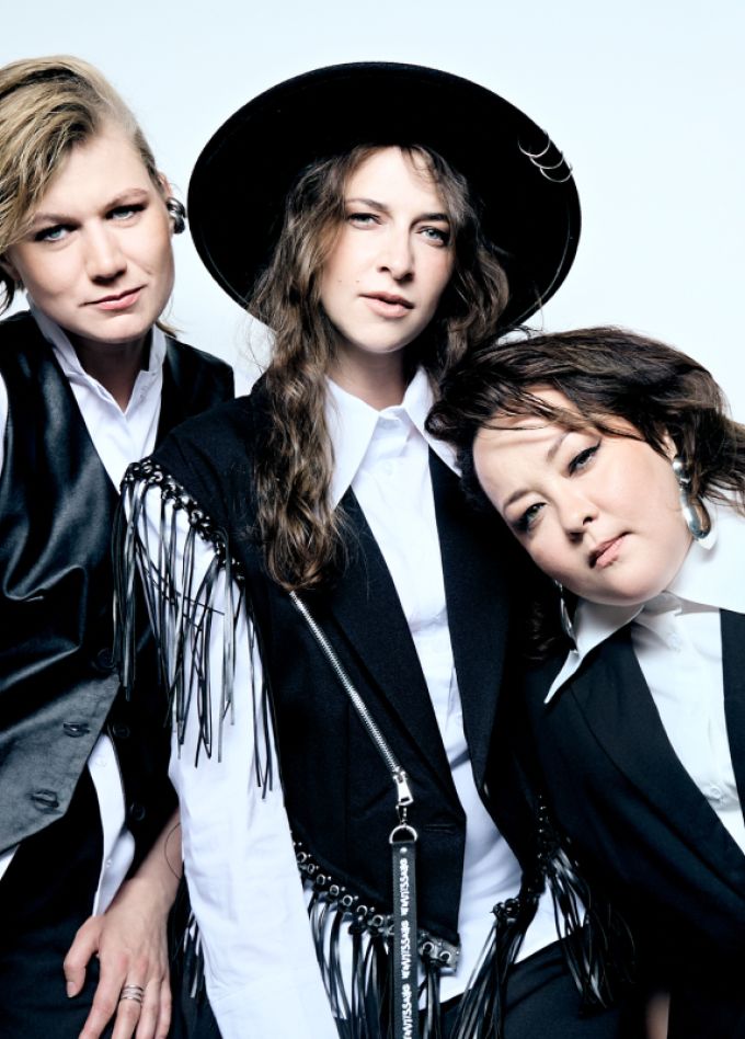 Большой женский концерт