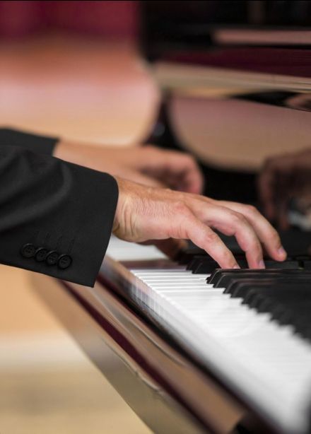 Концерт «Вечер в Коломенском при свечах. Бах и Брамс»