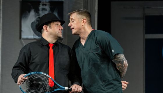 Спектакль «Доктор знает всё»