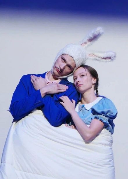 Спектакль «Удивительное путешествие кролика Эдварда»