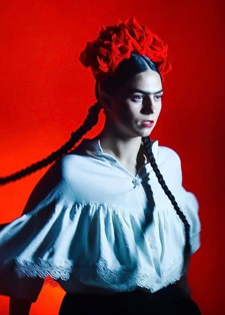 Пластический спектакль «Фрида: невероятное желание жить!»