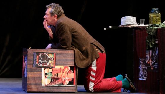 Спектакль «Сеанс гипноза для семейной пары»