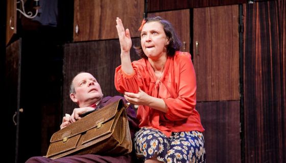 Спектакль «Сеанс гипноза для семейной пары»