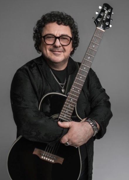 Игорь Саруханов