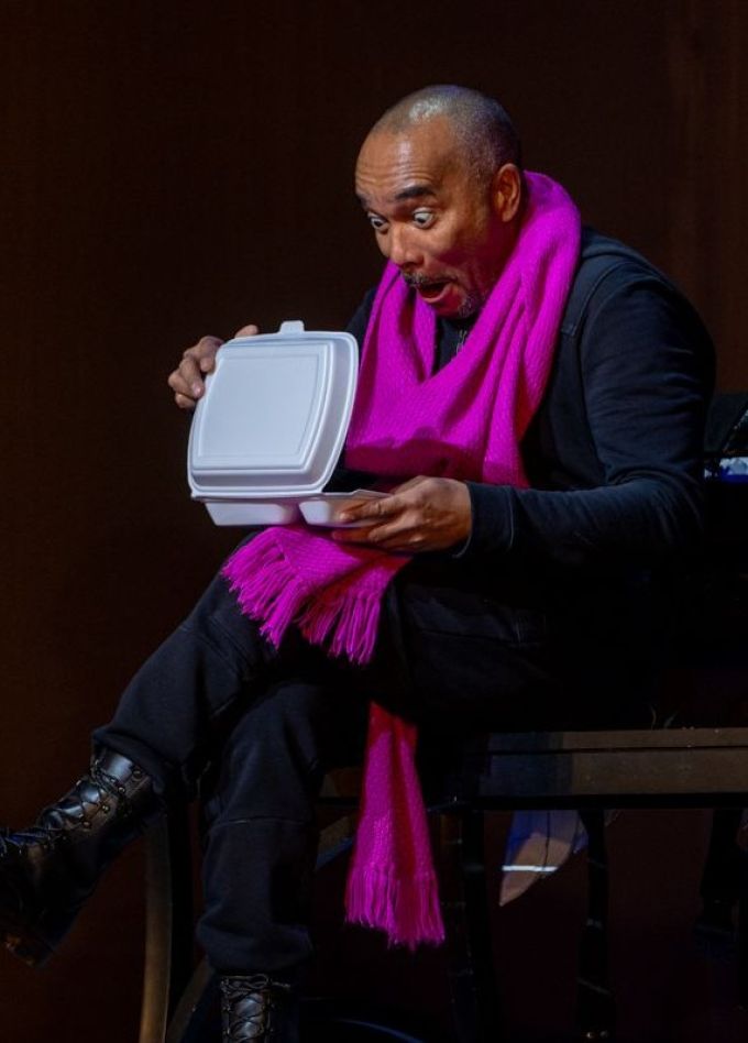 Спектакль «Когда ангелы шутят»