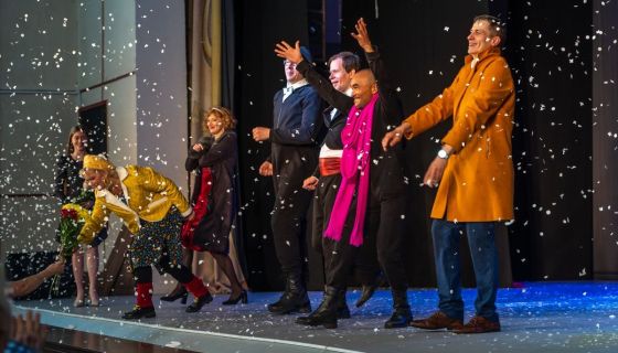 Спектакль «Когда ангелы шутят»