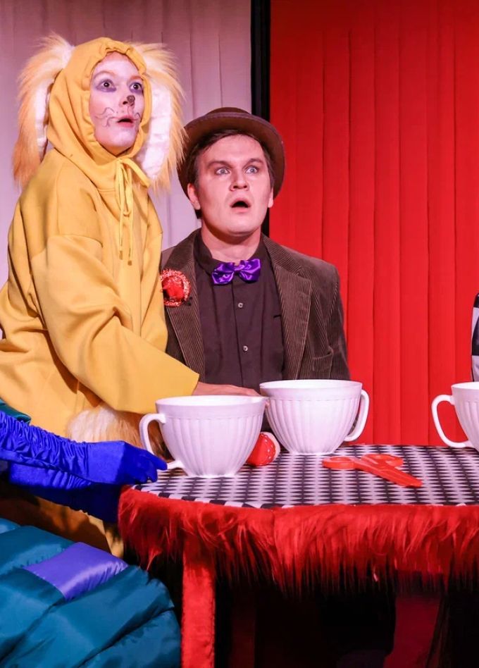 Алиса в Стране чудес