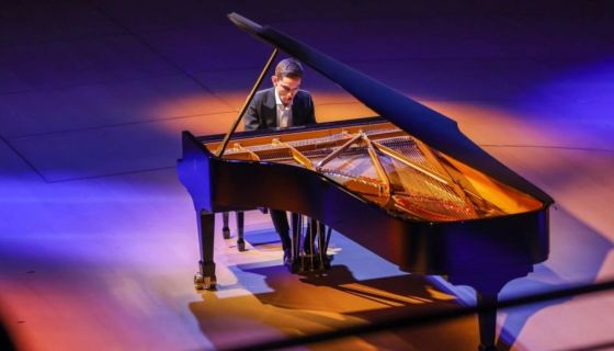 МГАСО, дирижёр — Дмитрис Ботинис, Дмитрий Шишкин