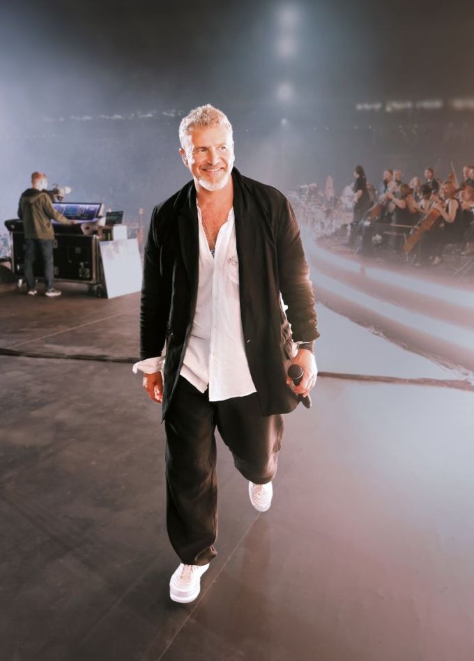 Леонид Агутин