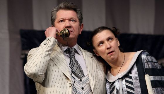 Спектакль «Бестолочь»