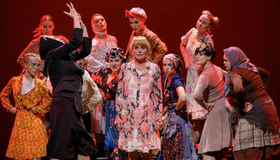 Спектакль «Всюду жизнь»