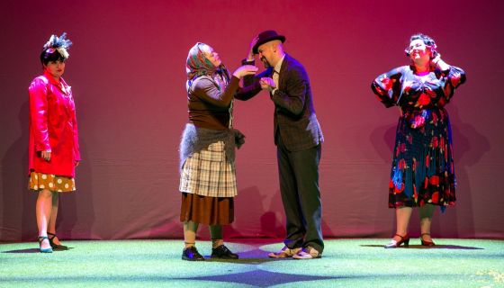 Спектакль «Всюду жизнь»