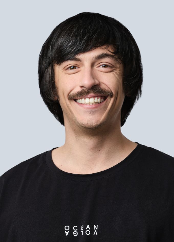 Владимир Бухаров