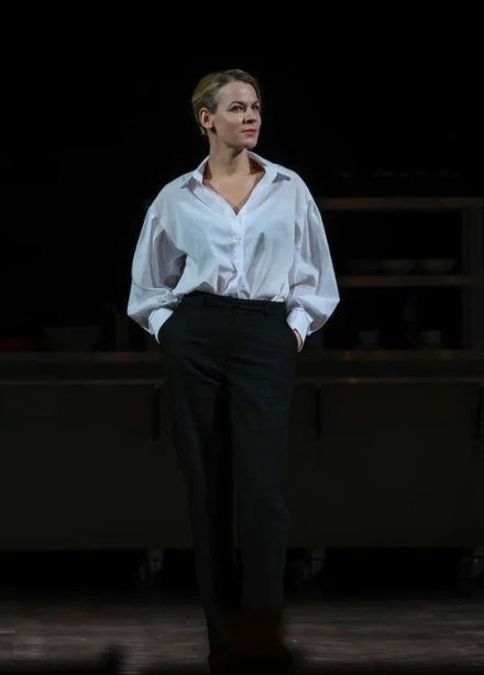 Спектакль «Новая оптимистическая»