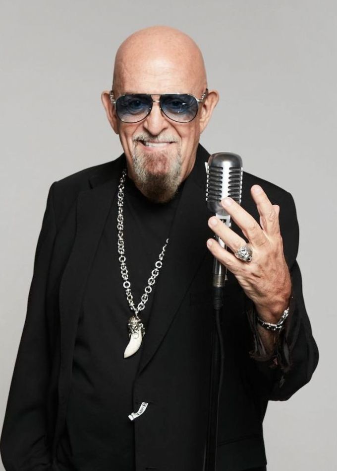 Михаил Шуфутинский