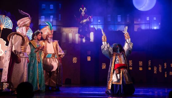 Цирковое шоу «Волшебная лампа Аладдина», Речной