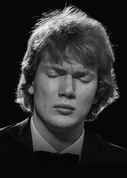 Иван Бессонов. Пианист и дирижёр