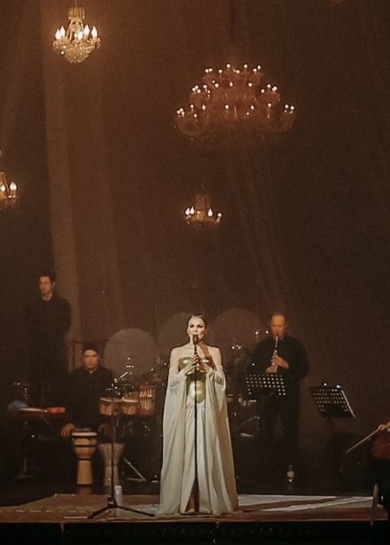 Sati Ethnica c оркестром
