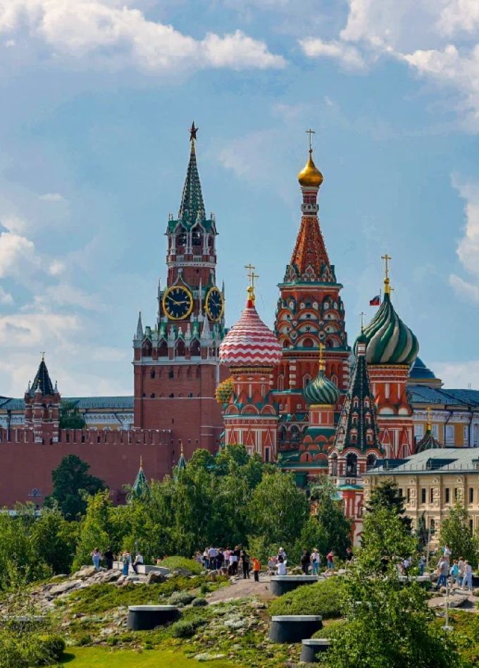 Парк «Зарядье» — Красная площадь