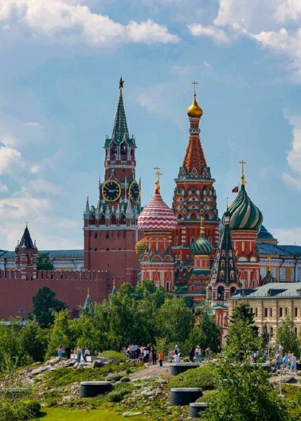 Парк «Зарядье» — Красная площадь