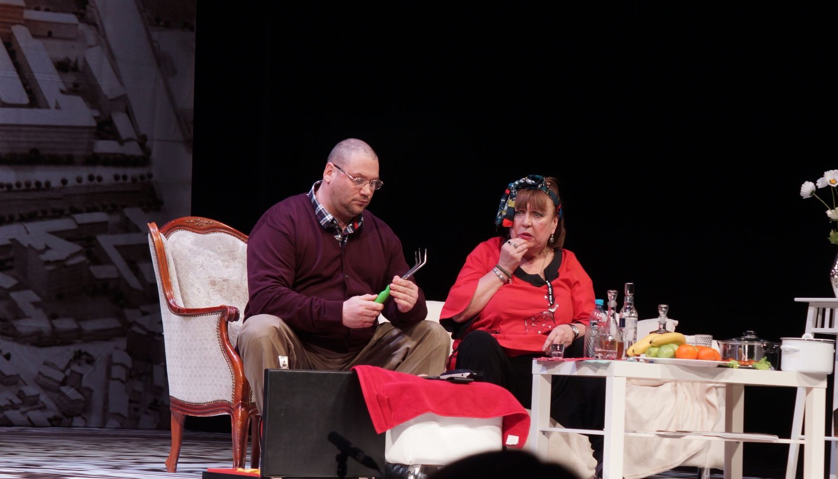 сирена и виктория спектакль вологда. спектакль сирена и виктория с железняк и кравченко. сирена и виктория спектакль. спектакль сирена и виктория с железняк. спектакль сирены.