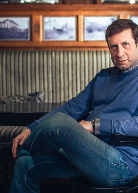 Александр Вулых. Нас тупила осень