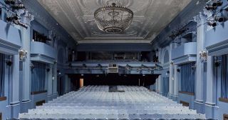 Театр на Бронной